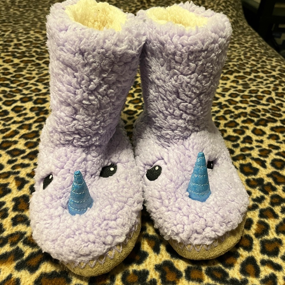 Old Navy Girls size 3-4 mermaid unicorn slippers